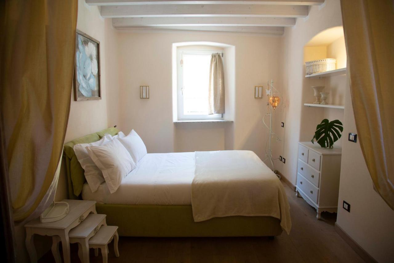 Casa Vacanze La Villetta Tra Cinque Terre E Versilia Ameglia Exterior photo